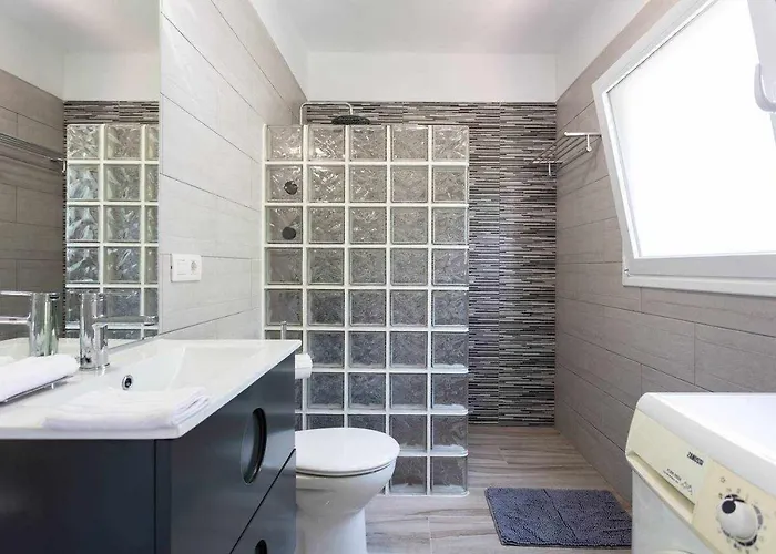 Acogedora Vivienda En Tenerife Con Vistas& Piscina Tacoronte